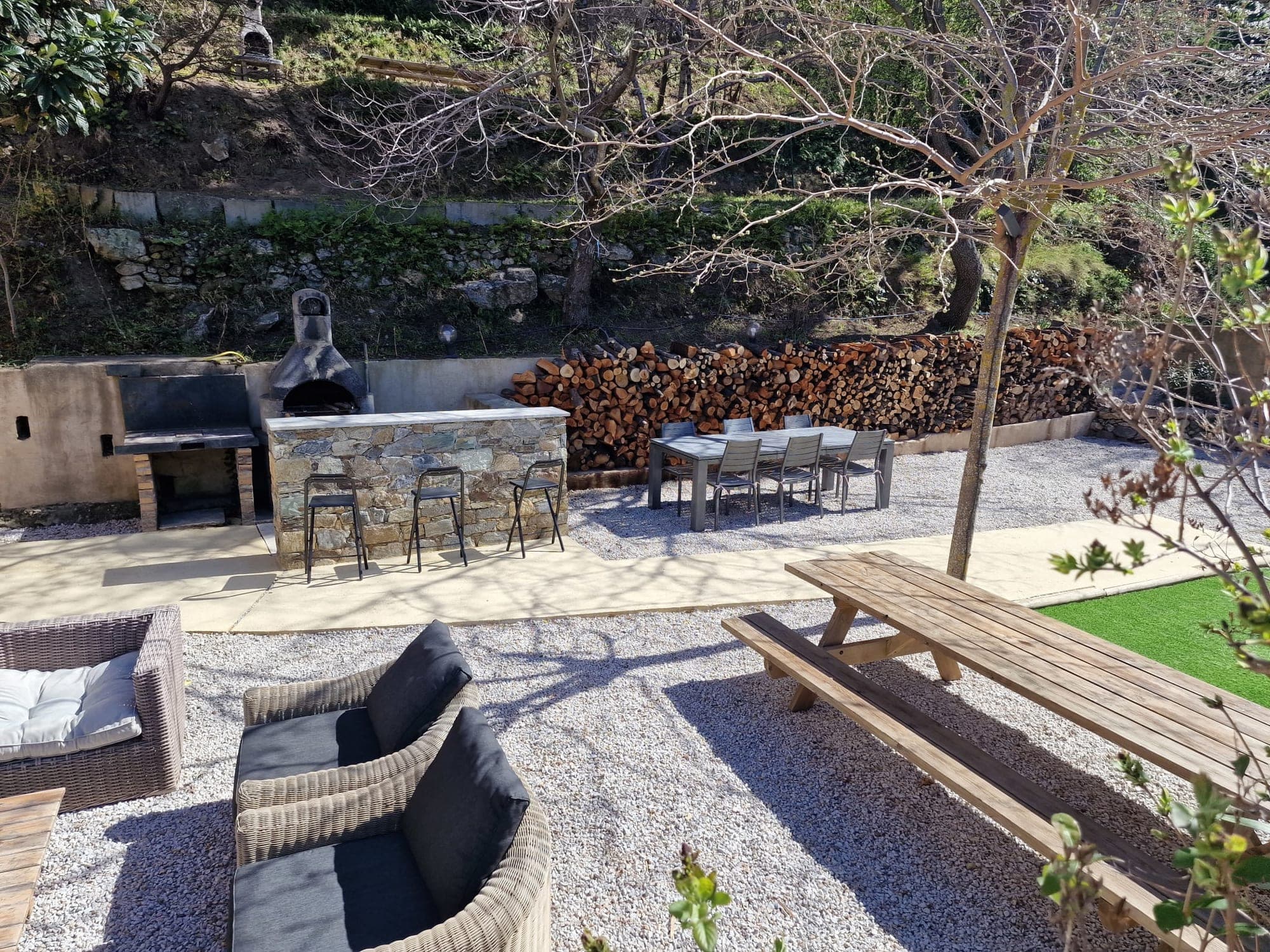 Large T3 apartment classified 4*, 140 m², private garden 360 m², billiards — 4