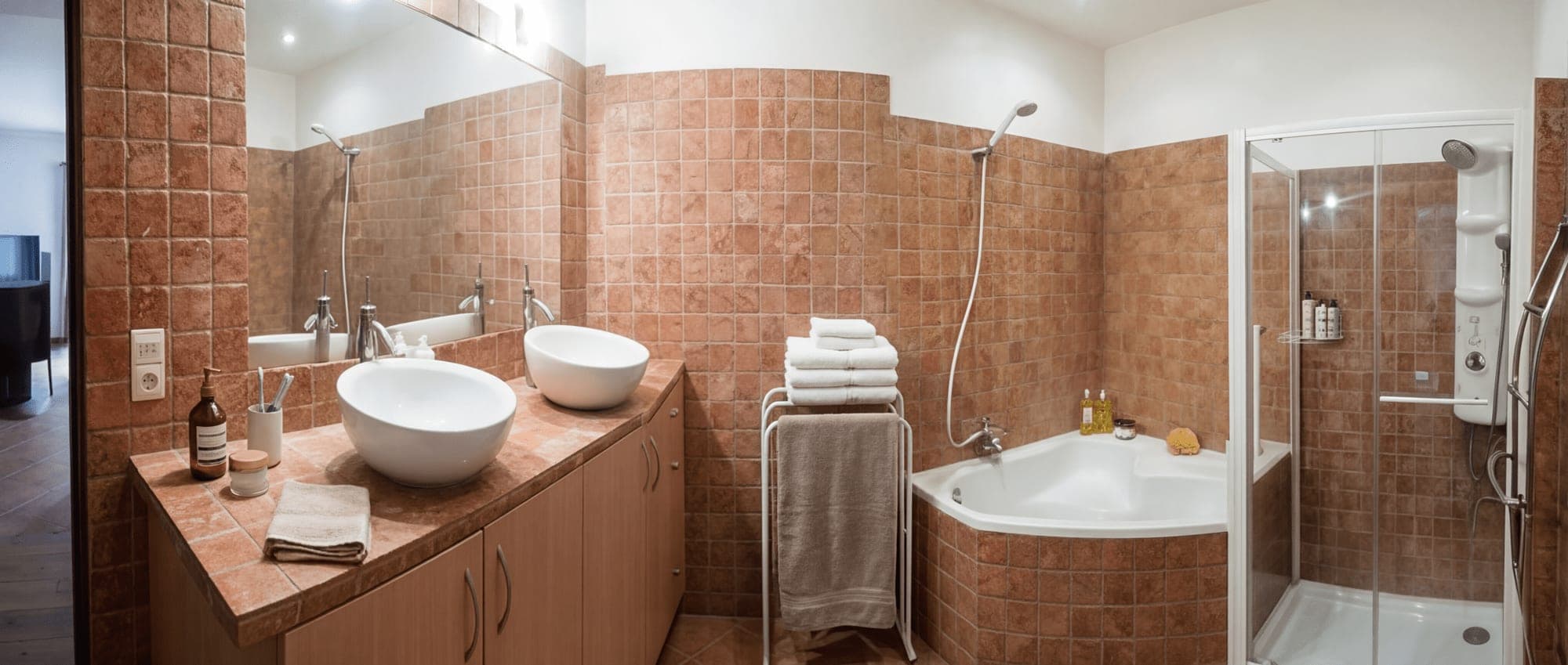 Large T3 apartment classified 4*, 140 m², private garden 360 m², billiards — 13